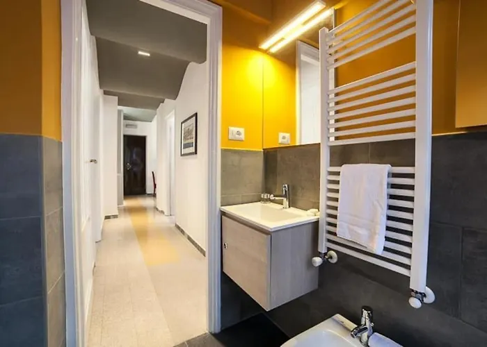 Monti 3 Bedroom Colisseum *
