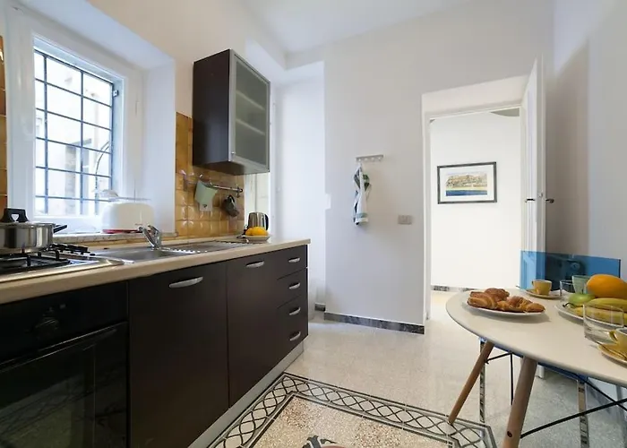 Monti 3 Bedroom Colisseum Apartamento *
